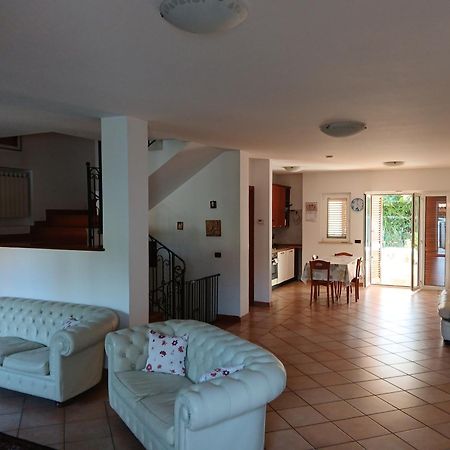 Villa La Casa Di Ale à Latina Extérieur photo